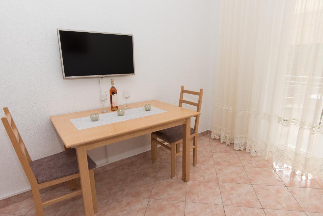 Topic Apartments 沃迪切 外观 照片