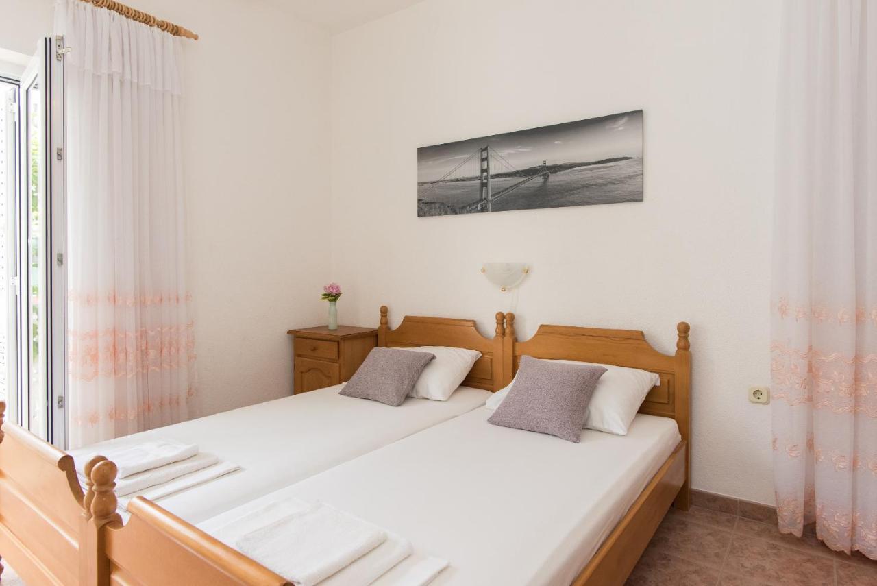 Topic Apartments 沃迪切 外观 照片